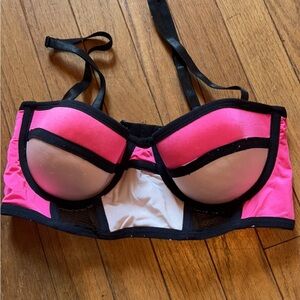 Bold hot pink vintage pinup inspired padded push up bra size 34B small